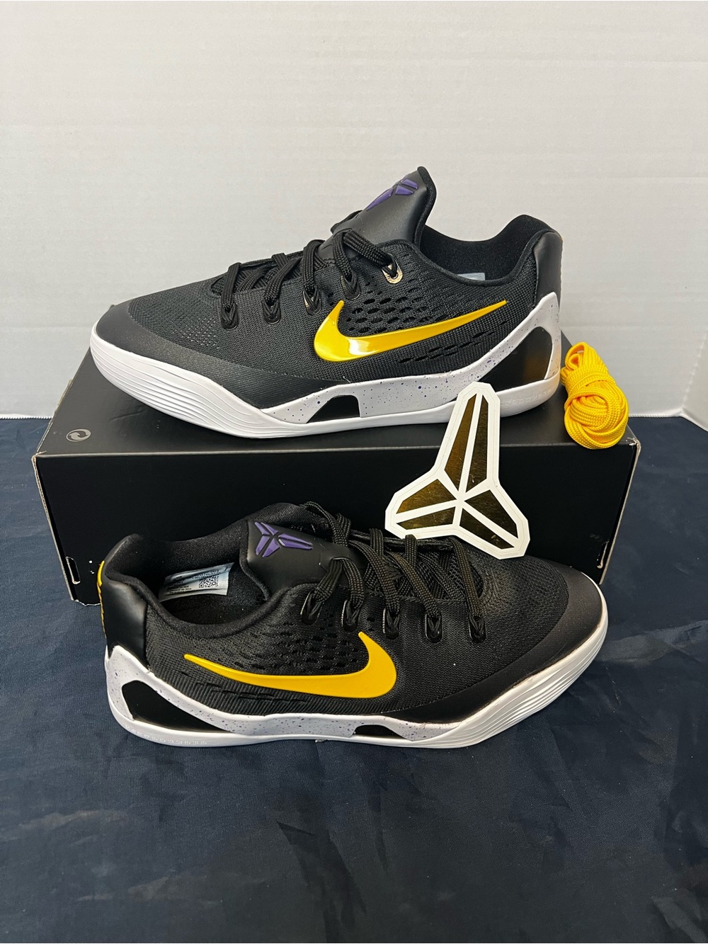 Nike Kobe IX Low EM GS Black University Gold